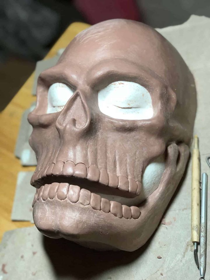 Clay sculpt of the Day of the Dead skull