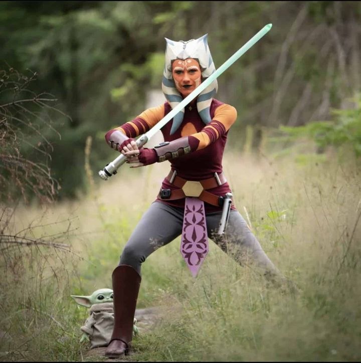 Cosplayer @snips02 in Clone Wars Ahsoka cosplay