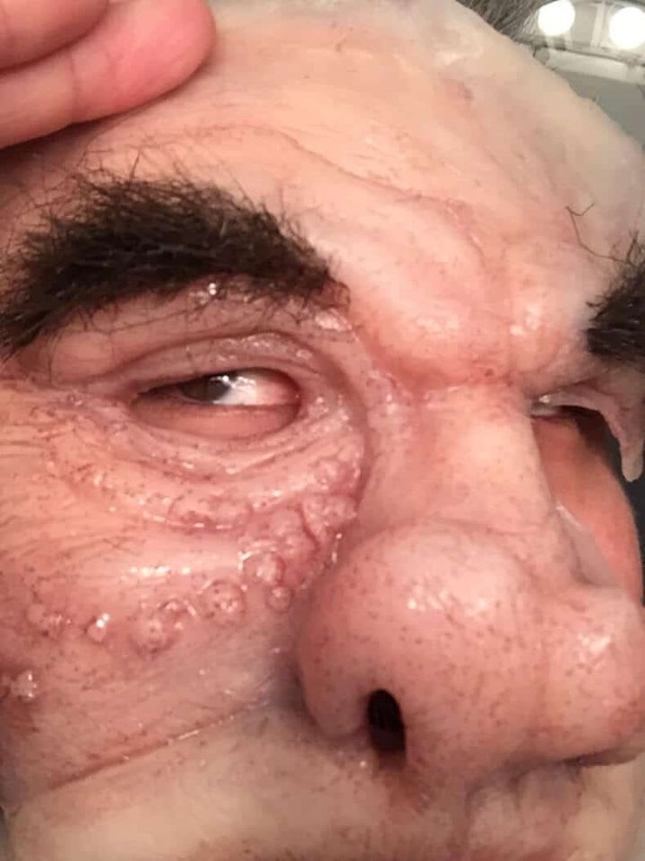 Close-up of Doctor Evazan prosthetic nose and scar detail