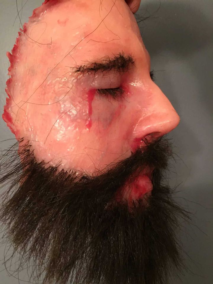 Profile of the silicone face replica